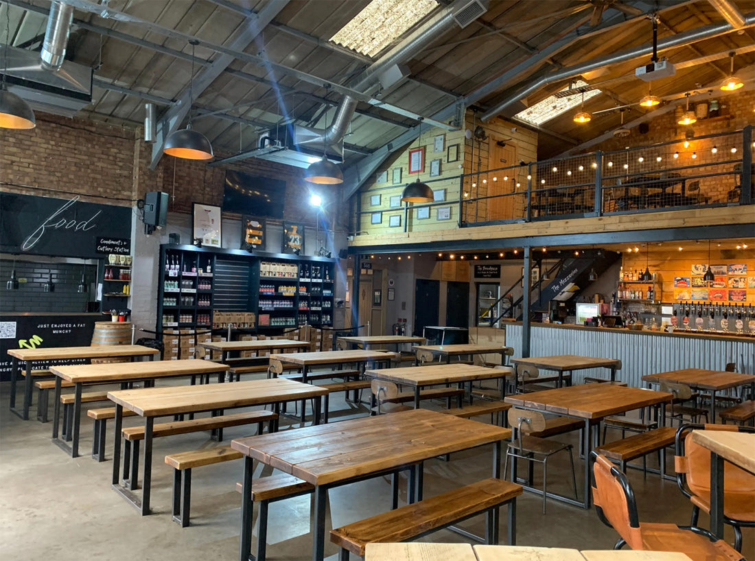 5 Reasons Industrial Furniture Is Perfect for Pubs, Cafés & Restaurants