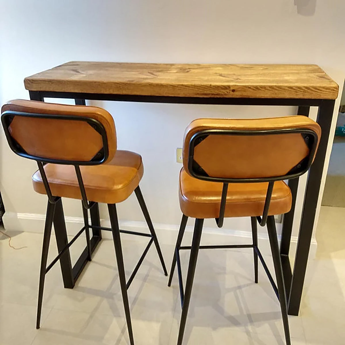 Hanbury Breakfast Counter